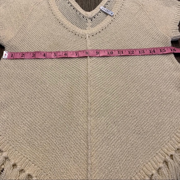 JACKS Crocheted Short Sleeve Tasseled Sweater - Picture 5 of 9